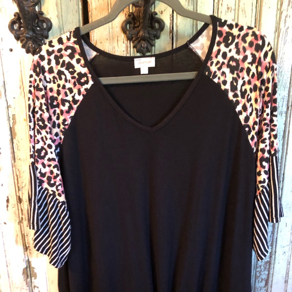 Wide sleeve bottom Tie Shirt